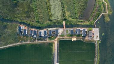 零碳木結(jié)構(gòu)展示中心、報(bào)告廳圓滿(mǎn)交付！